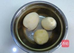 红烧土豆的做法图解1
