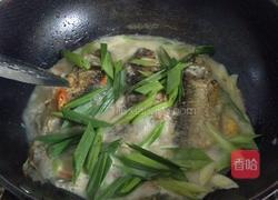 水煮小鲫鱼的做法图解10