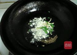 红酒焖大虾的做法图解2