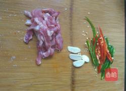 杏鲍菇炒肉丝的做法图解2