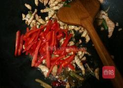 海鲜菇炒肉的做法图解5