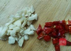 手撕包菜的做法图解2