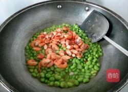 毛豆米炒虾的做法图解6