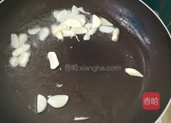 韭菜炒鱿鱼的做法图解5