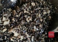 芋茎干粽子的做法图解2