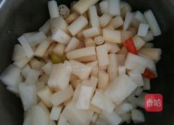 泡菜炒鸡胗的做法图解2