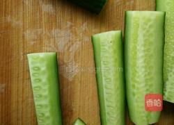炝黄瓜条的做法图解2