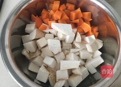宫煲三丁的做法图解1