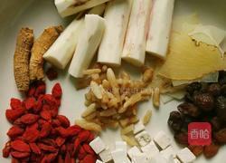 药膳鸡汤的做法图解1