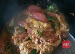 青椒番茄炒鸡蛋的做法图解4