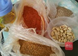 孜然油辣子的做法图解2