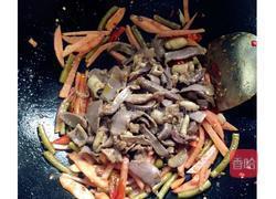 泡椒鸡杂的做法图解10