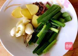 排骨焖土豆的做法图解3