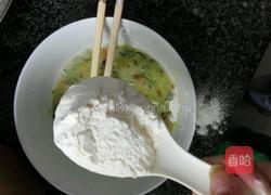 黄瓜咸蛋饼的做法图解3