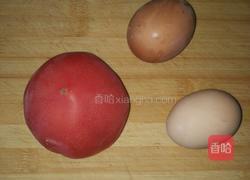 西红柿蛋卷的做法图解1