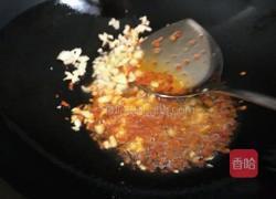 小芹菜炒湘干的做法图解4