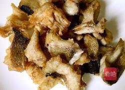 干煸黑鱼片的做法图解7