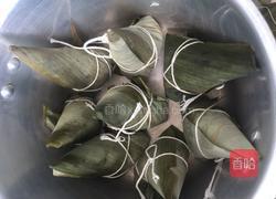 咸蛋肉粽的做法图解14