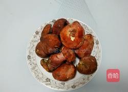 清妙野生菌(小红帽)的做法图解1