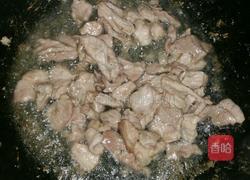 西兰花炒肉的做法图解5