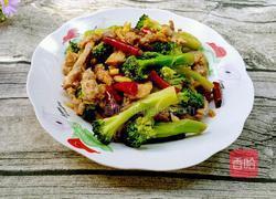 西兰花炒肉的做法图解8