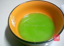 菜汁凉粉 的做法图解2