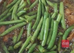 猪小排豆角焖面的做法图解6