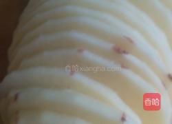 煎煮薯片的做法图解1