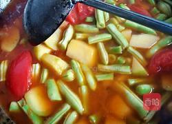 土豆牛肉烩豆角的做法图解7