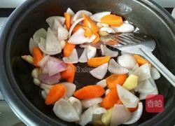 干锅鱼头的做法图解4