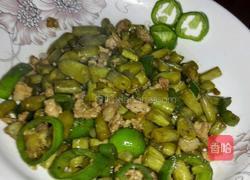 酸豆角炒肉的做法图解7