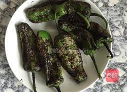 虎皮青椒皮蛋的做法图解2