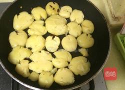 紫苏酒糟煎土豆的做法图解6
