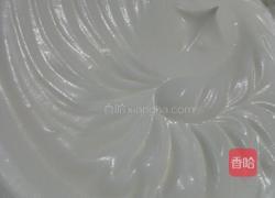 戚风蛋糕的做法图解2
