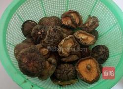 香菇肉片(家常菜)的做法图解1