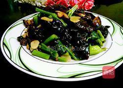香菇黑木耳炒芹菜（降血压的菜)的做法图解8