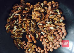 花生核桃酥的做法图解1