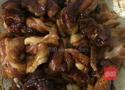 豆角炒五花肉的做法图解1