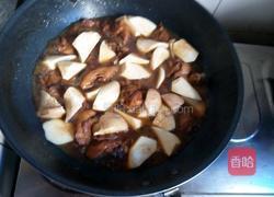 啤酒鸭炖鸡腿菇的做法图解7