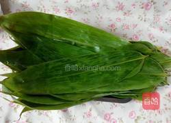 咸肉蛋黄粽的做法图解4