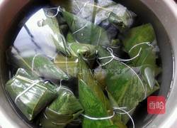 咸肉蛋黄粽的做法图解14