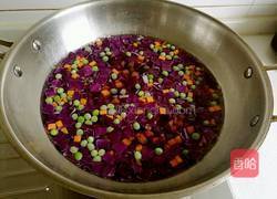 五彩蛋炒饭的做法图解4