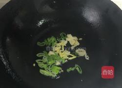 鸡蛋炒凉粉的做法图解4