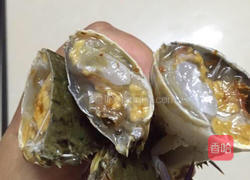 姜葱炒蟹的做法图解1