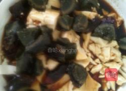 皮蛋豆腐的做法图解4