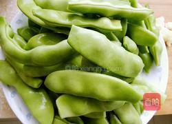 猪肉炖豆角的做法图解1