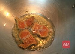 三文鱼骨焖苦瓜的做法图解2