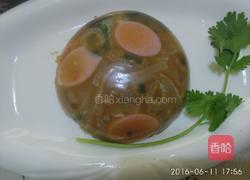 鲤鱼猪皮冻的做法图解1