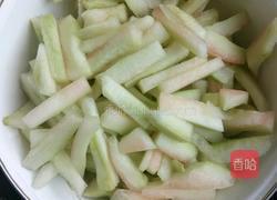 清炒西瓜皮的做法图解1