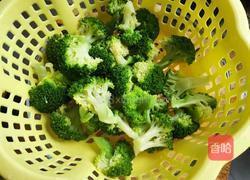 耗油西兰花的做法图解4